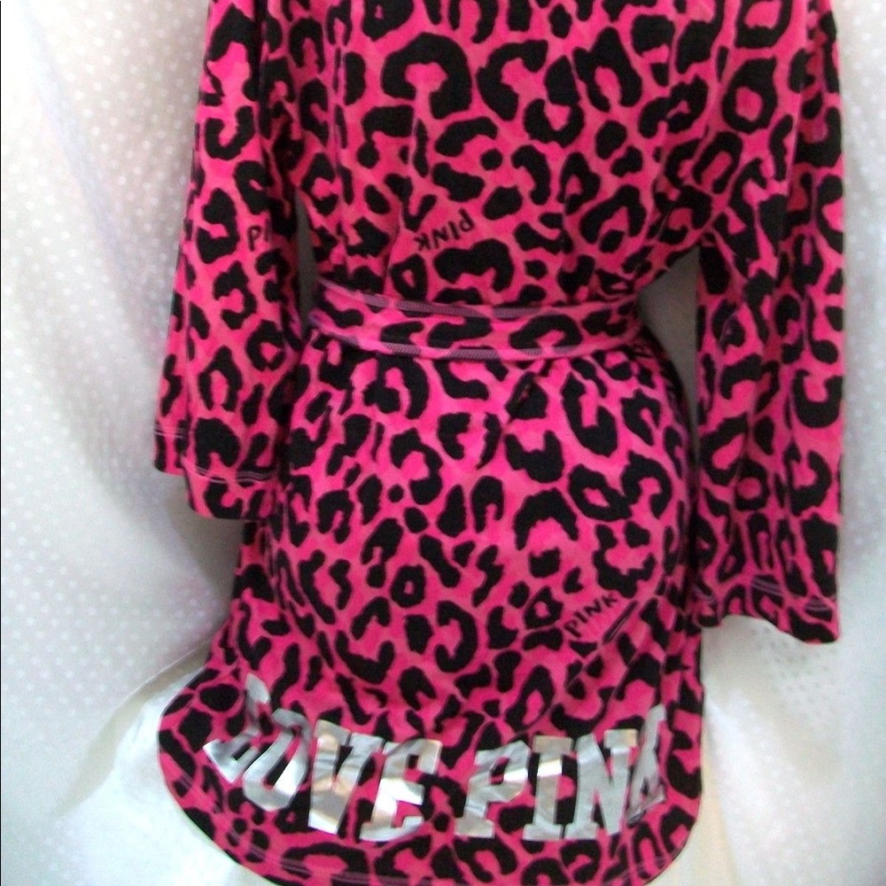 Victoria’s Secret PINK leopard wrap/robe
